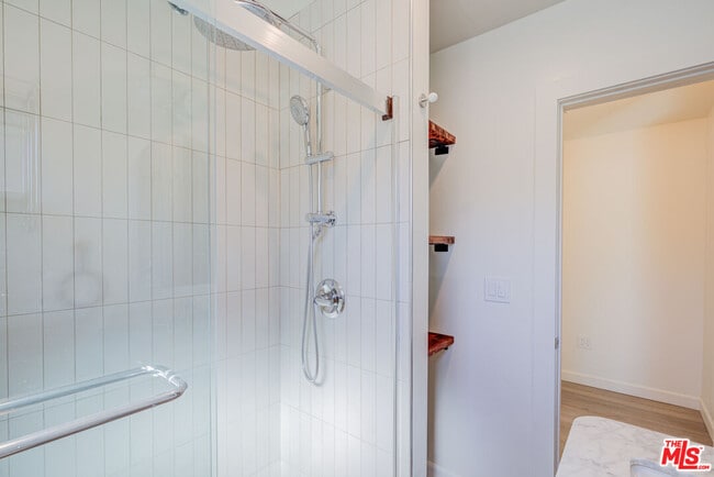 Building Photo - 12349 Riverside Dr