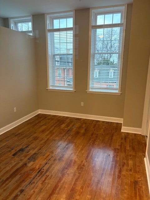 Building Photo - 5 S Center St