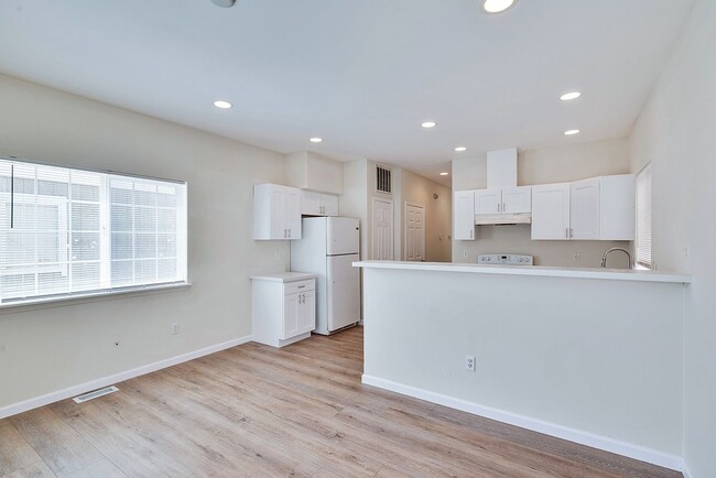 Primary Photo - 7406 E G St