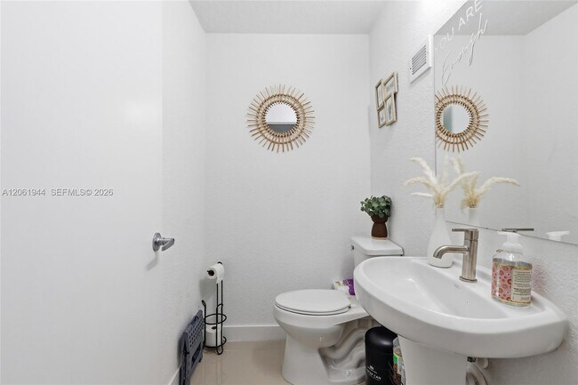 Building Photo - 25847 SW 145th Ave
