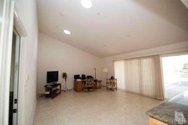 Building Photo - 2364 N Fernview St