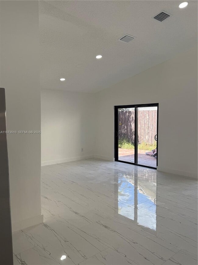 Building Photo - 15921 SW 82nd St