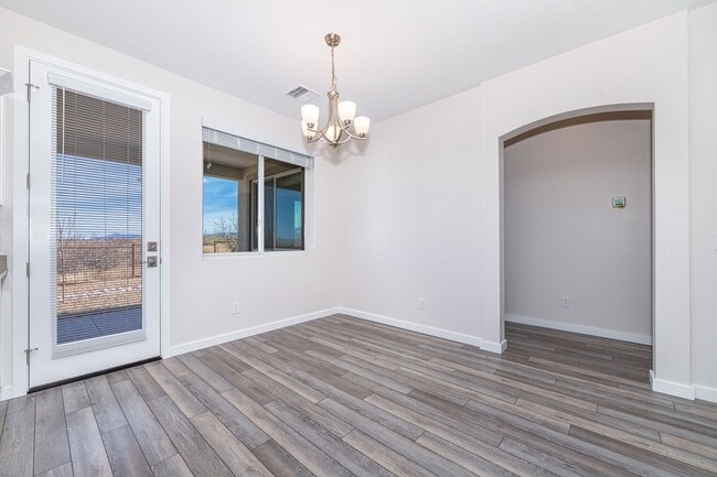 Building Photo - HOUSE -COTTONWOOD - HOA:THE VINEYARDS IN C...