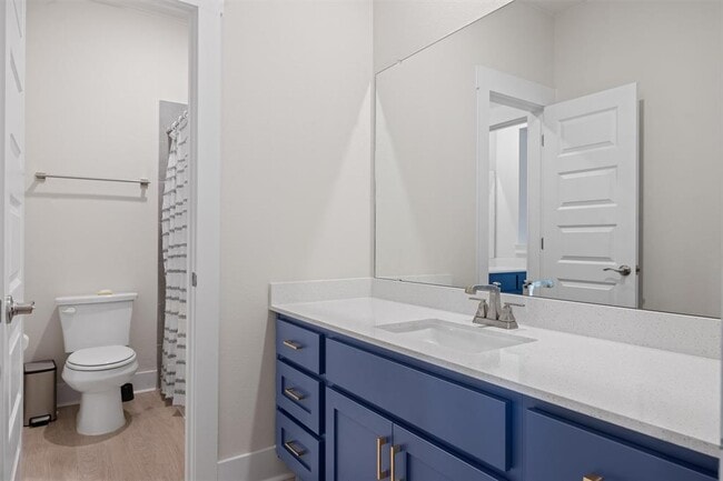 Building Photo - 2233 Bellisa Vis Dr