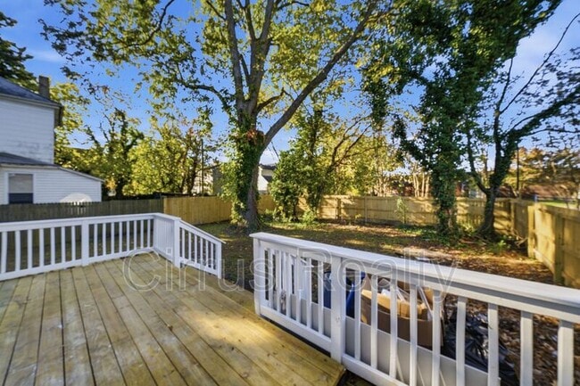 Building Photo - 2511 Orcutt Ave