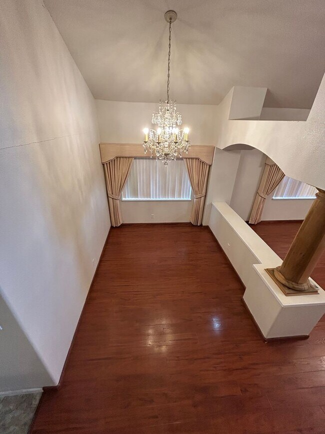 Building Photo - Available on 05/14/26, 2248 sq ft, 4 Bedrooms, 2.5 Baths, 2-car garage at Aeloa Subdivision in Ka...