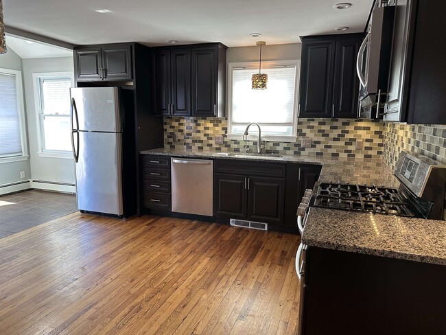 Building Photo - 15 Goen Rd