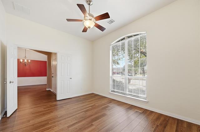 Building Photo - 1021 Ellis Way