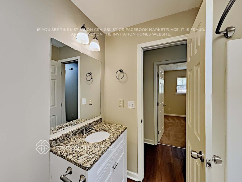 Building Photo - 1806 Oriole Trail