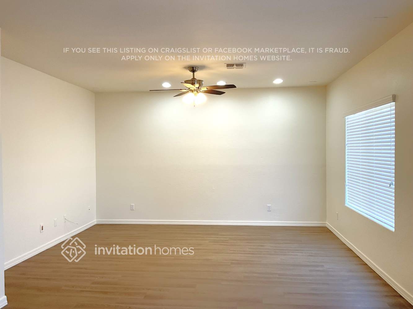 Building Photo - 4854 S Antonio