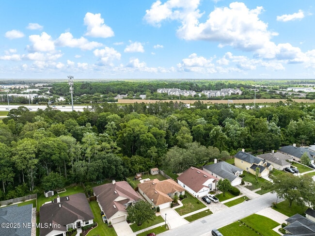 Building Photo - 8575 Crooked Tree Dr