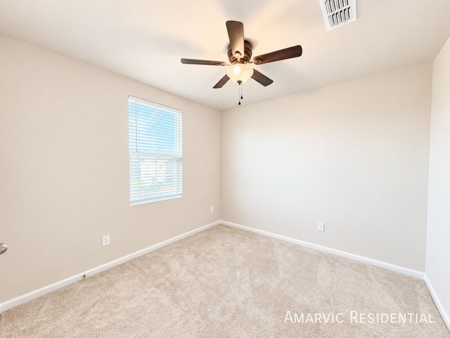 Building Photo - 228 Nepeta Dr