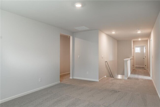 Building Photo - 74 N Springs Ct
