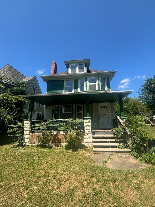 Building Photo - 4bd Single Cash Pay/Section 8 *SECURITY DEPOSIT SPECIAL*