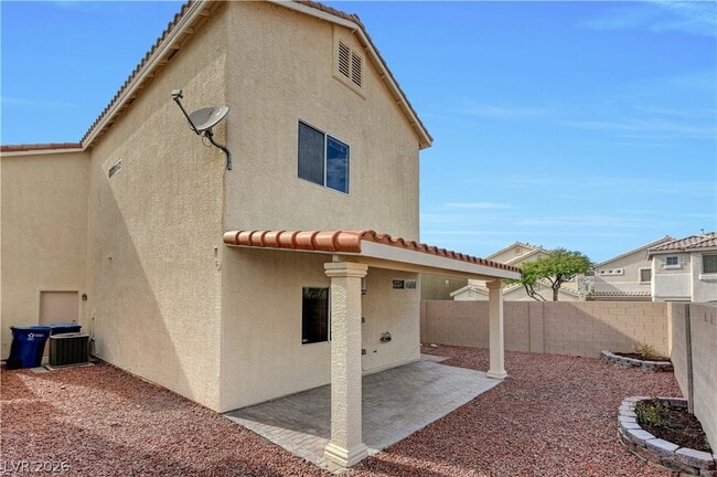 Building Photo - 9468 Thatched Sunlight Ct