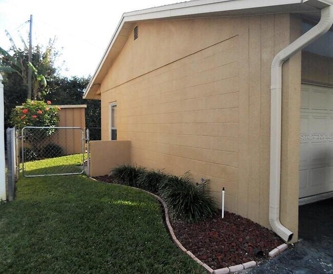 Building Photo - 3BR/3 Bath Rental or Rent-to-Own Home!