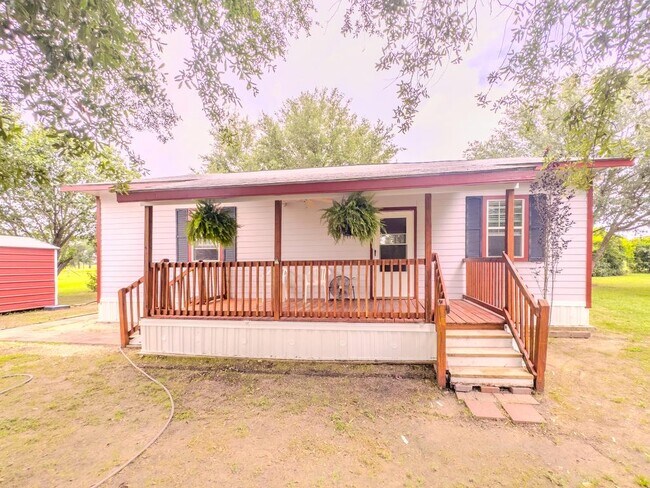 Building Photo - 476 Co Rd 118