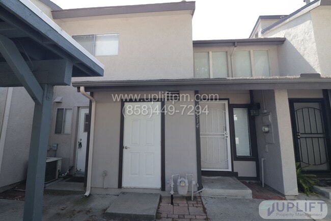 Primary Photo - 2 bed 1.5 Bath Condo Available Soon