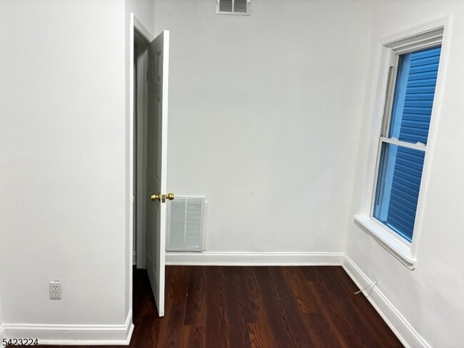 Building Photo - 73 Wolcott Terrace