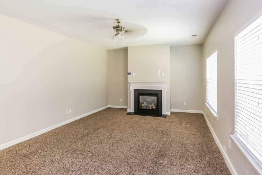 Building Photo - 2926 Island Point Dr NW