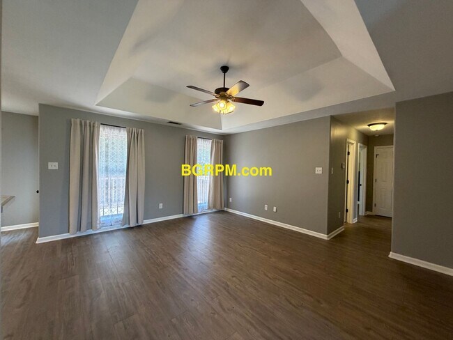 Building Photo - 113 Corbin Cir