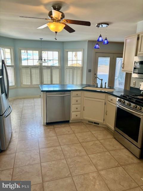 Building Photo - 1110 Gora Rd S