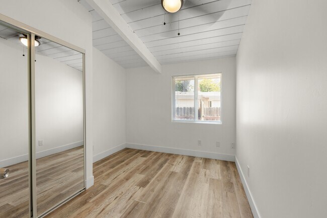 Building Photo - 4926 54th St