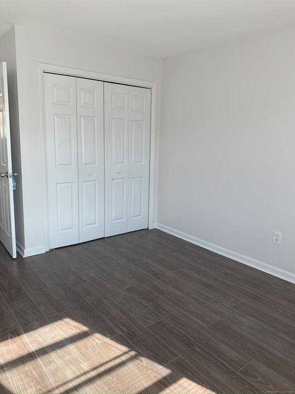 Building Photo - 36 Belair Dr