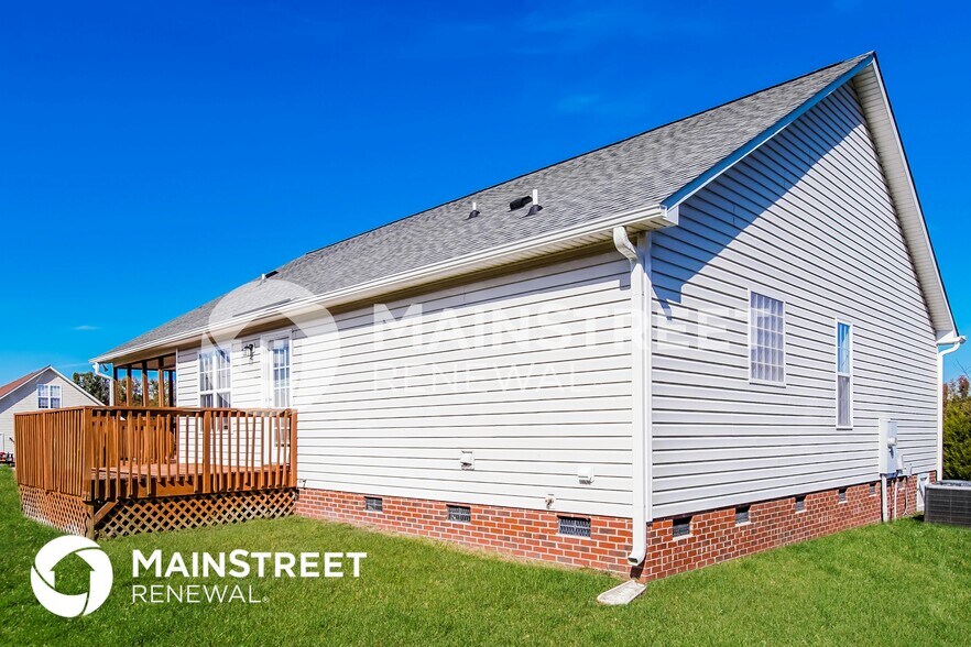 Building Photo - 116 Santa Gertrudis Dr