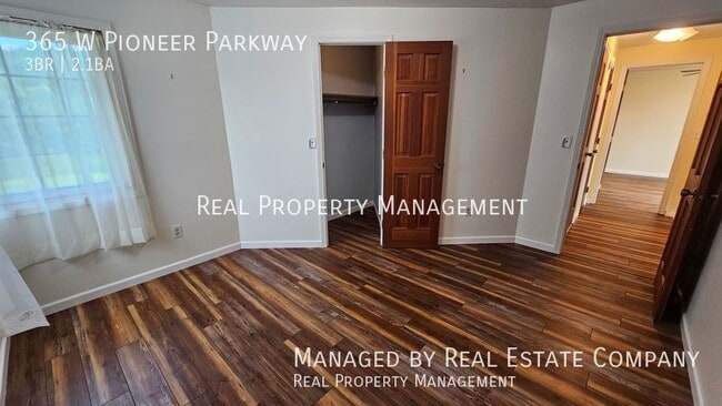 Building Photo - 365 W Pioneer Pkwy