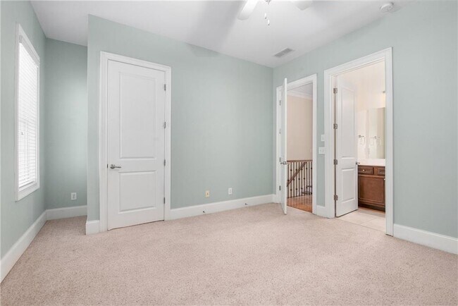 Building Photo - 1420 Briarhaven Trail