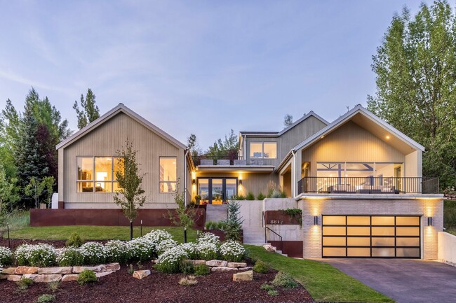 Primary Photo - Unique and Modern Home in Jeremy Ranch, Pa...