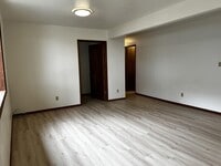 Building Photo - 25-209-209 Hana St