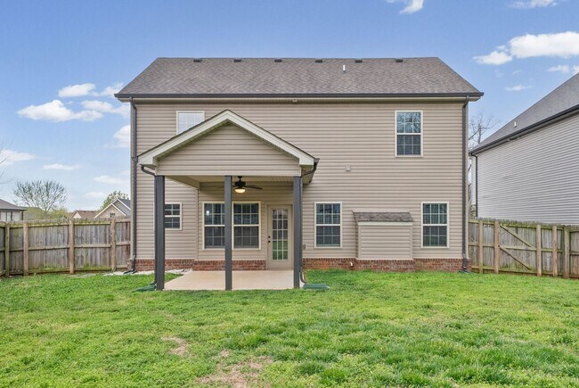 Building Photo - 739 Gaine Lynn Dr