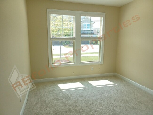 Building Photo - 414 Boscawen Ln