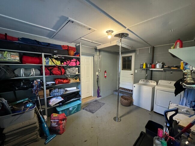 Laundry and storage room - 1536 NW 7th Ave