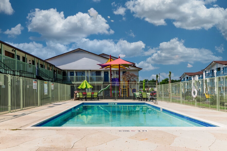 Primary Photo - The Milo Apartments