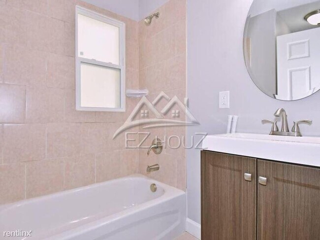 Building Photo - 30 52nd St