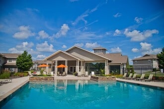 Building Photo - The Manor Homes of Eagle Glen