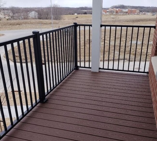 Building Photo - $1,395 | 1 Bedroom, 1 Bathroom Condo | Pet...