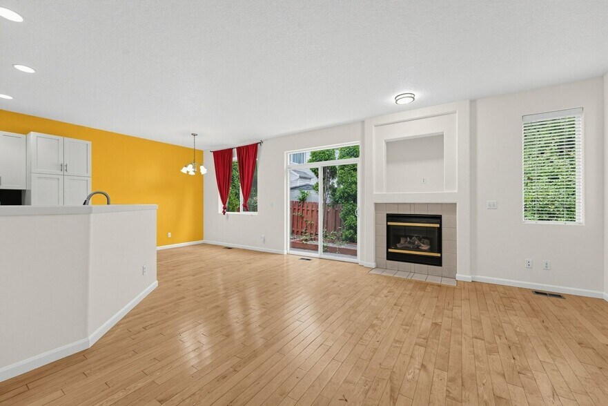 Building Photo - 432 NE 57th Ave