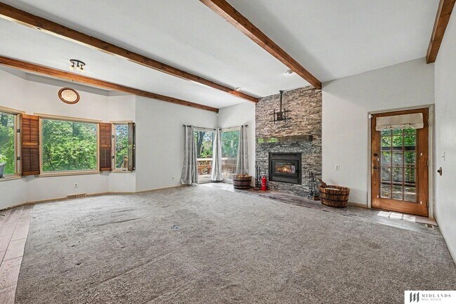 Building Photo - 16611 S 57th Ave