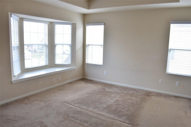 Building Photo - 2911 Creek Arbor Cir