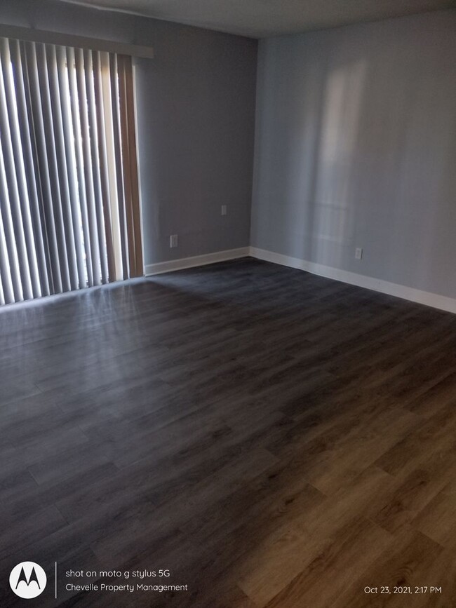 Building Photo - Beautiful 1 Bedroom 1 Bath