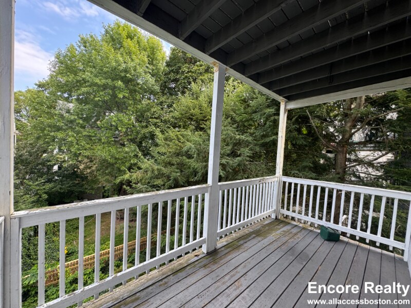 Building Photo - 23 Tufts St