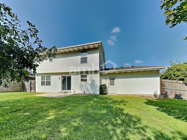 Building Photo - 420 Granny Smith Ln