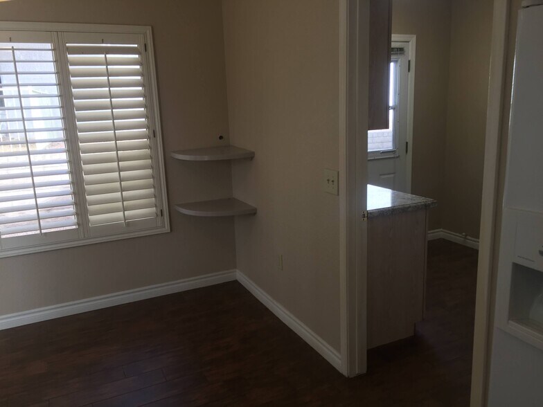 Building Photo - 9109 Grayling Dr