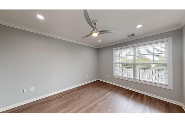 Building Photo - 833 Charles Pond Dr