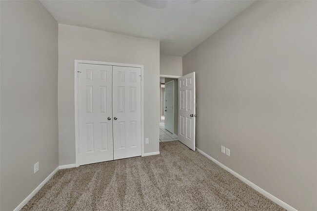 Building Photo - 14515 Enola Dr