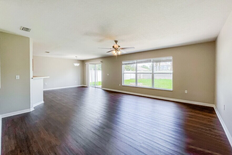 Building Photo - 19412 Timberbluff Dr